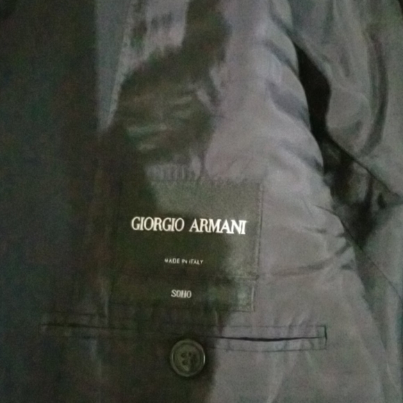 Used - Picture 2 of 3